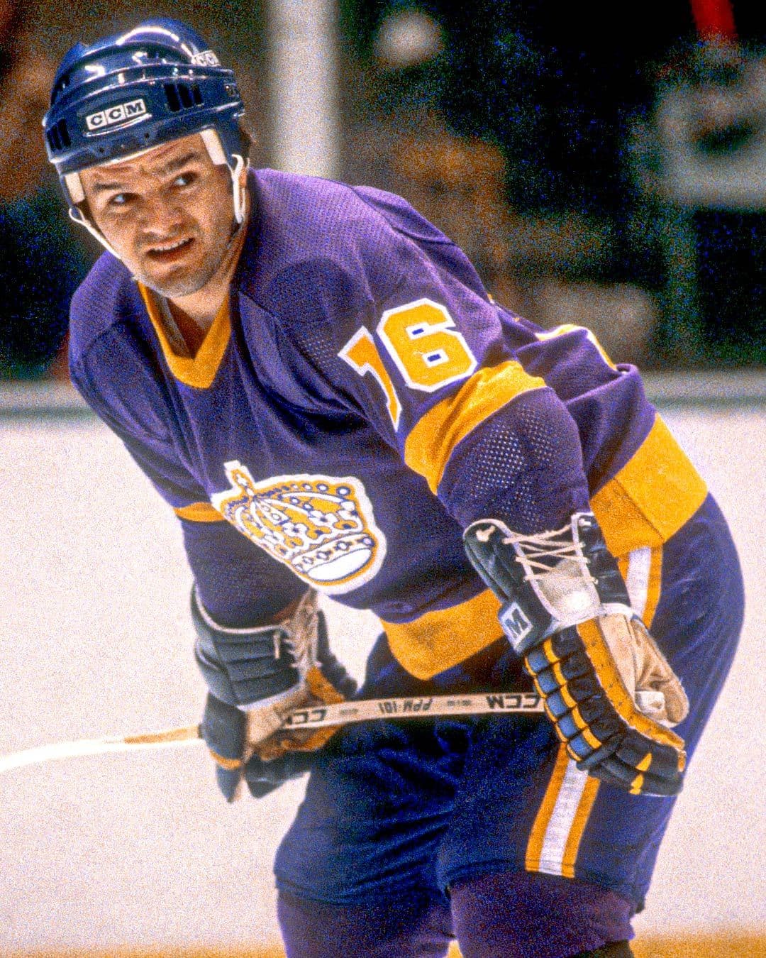 Marcel Dionne, winner of the 1978-79 Lester B. Pearson