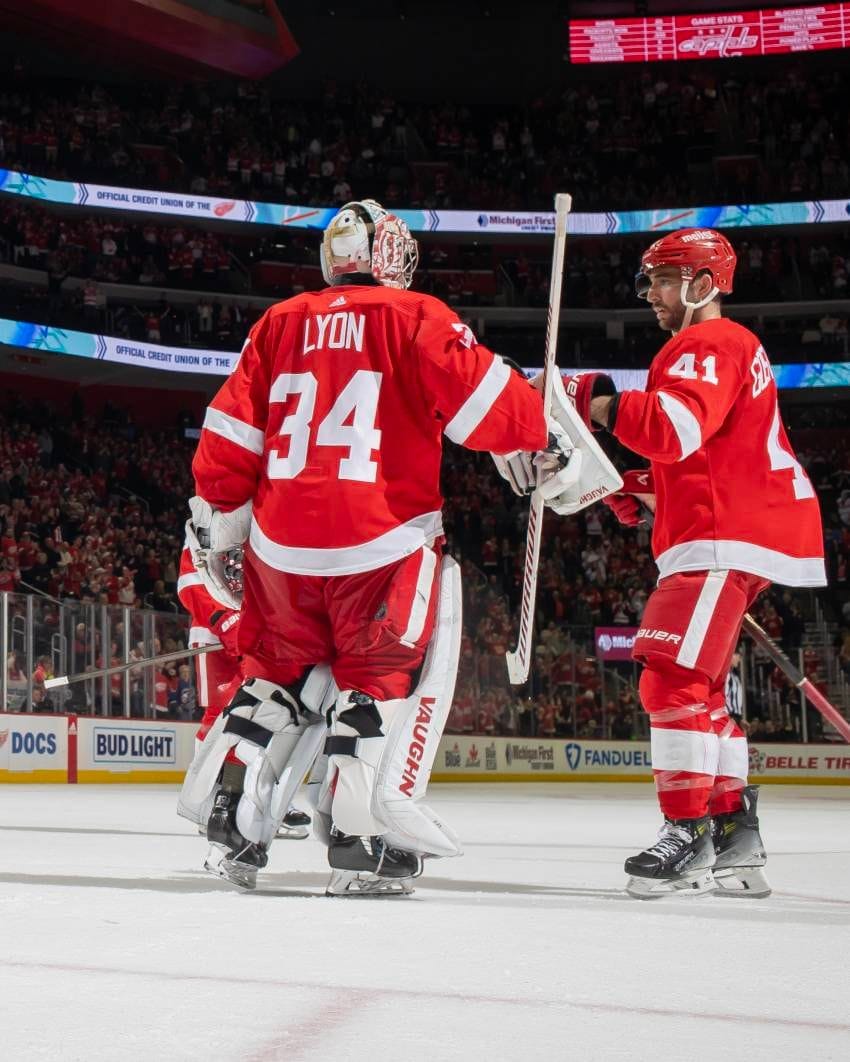 Lyon mutes the noise along continued success between the pipes